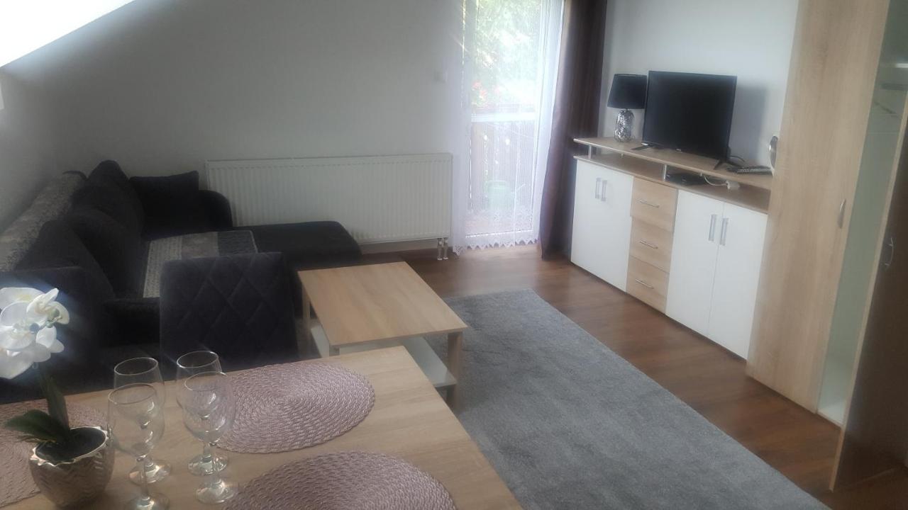 Apartmán Zlatá rybka Podhájska Esterno foto